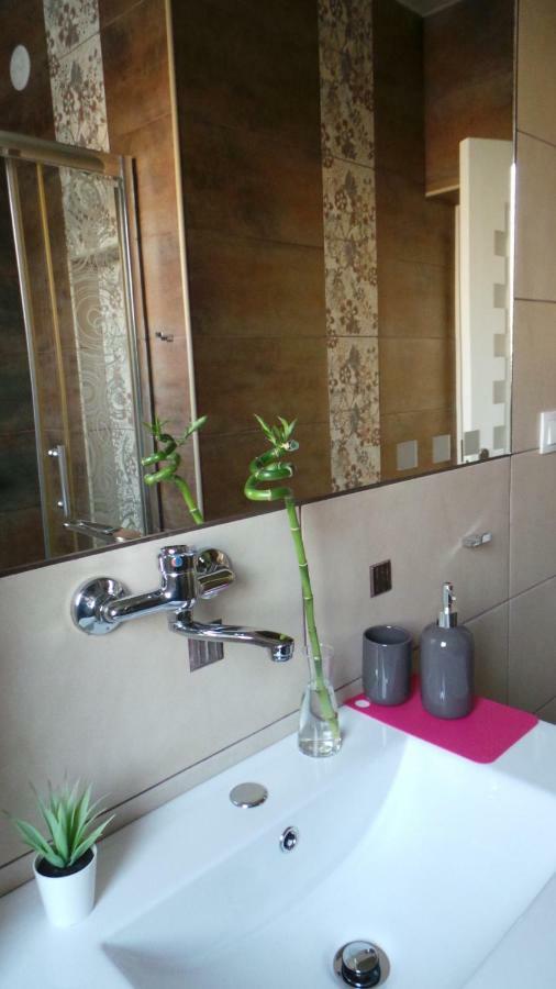 Apartament Angelo Sosnowiec Buitenkant foto